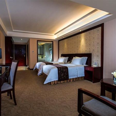 Vienna Hotel Shenzhen Fenghuang Road Екстер'єр фото